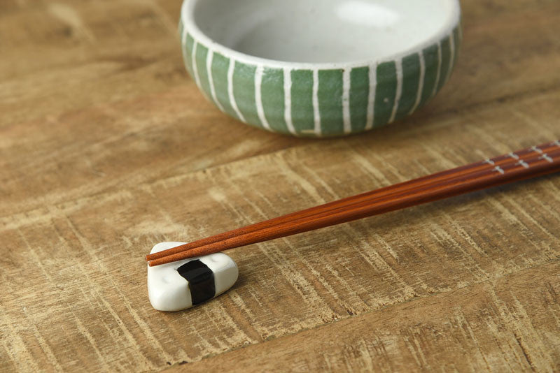 Japanese Chopstick Rest – Onigiri (Rice Ball) Design | Mino Ware Matcha Scoop Rest Made in Japan