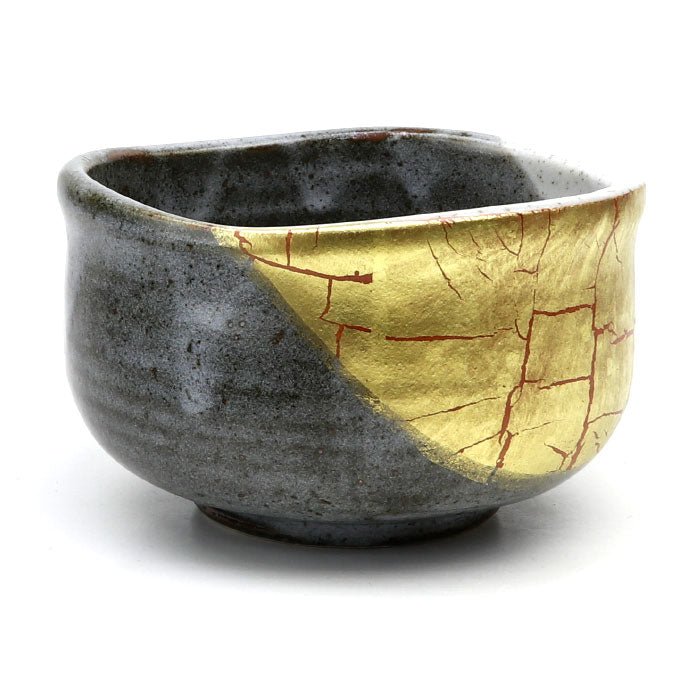 Matcha bowl, Kutani ware, Gold leaf - MatchaJP