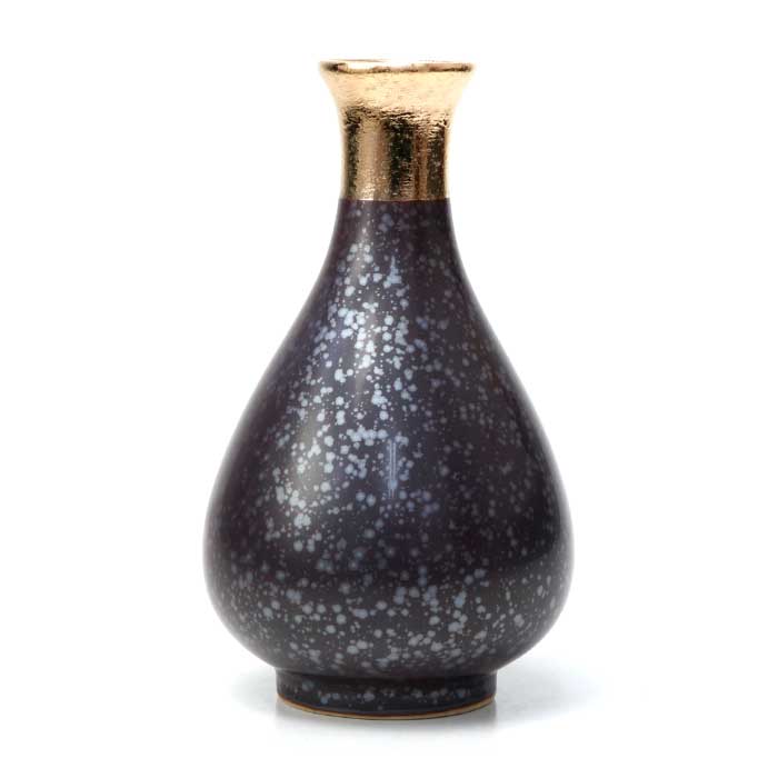 Tokkuri sake bottle Arita-ware gold roll