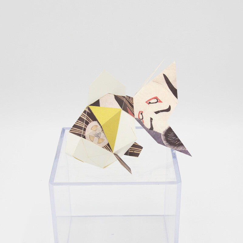 Paper Craft Interior – Ukiyo-e Paper Craft “Goldfish & Otani Oniji III as Edohei” by Toshusai Sharaku  | Made in Japan