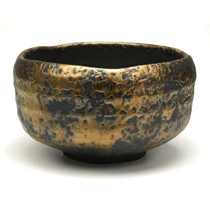 Gold Hammered Matcha Bowl — Authentic Mino Ware Chawan, Made in Japan
