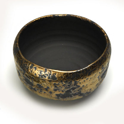 Gold Hammered Matcha Bowl — Authentic Mino Ware Chawan, Made in Japan