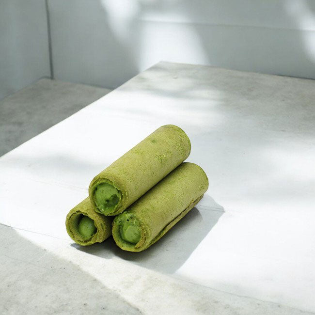 Baked sweets with gyokuro cream - MatchaJP