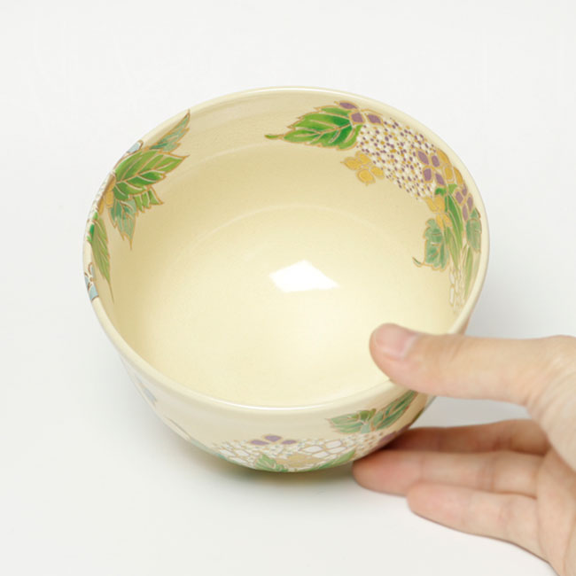 Japanese Matcha Tea Bowl – Hydrangea Kyō Ware | Handmade in Japan