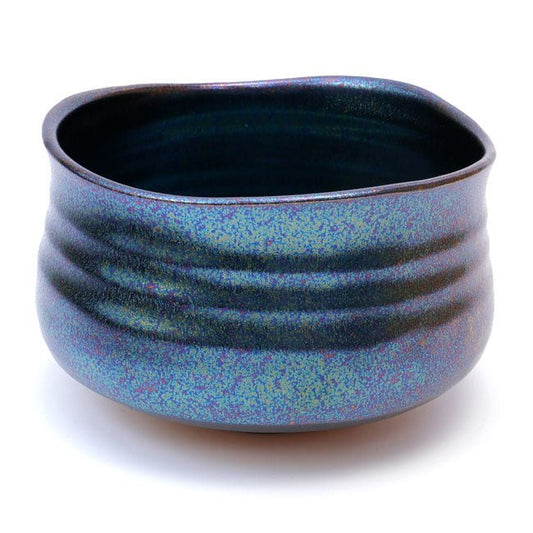 Elegant Black Shine Matcha Bowl – Handcrafted Mino Ware from Japan - MatchaJP