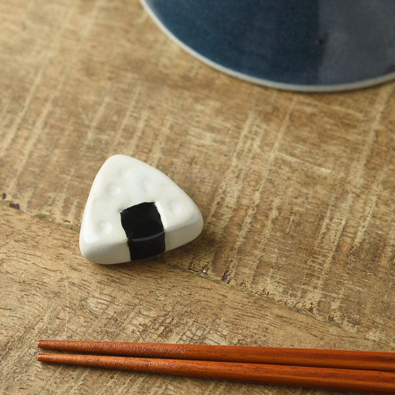 Japanese Chopstick Rest – Onigiri (Rice Ball) Design | Mino Ware Matcha Scoop Rest Made in Japan