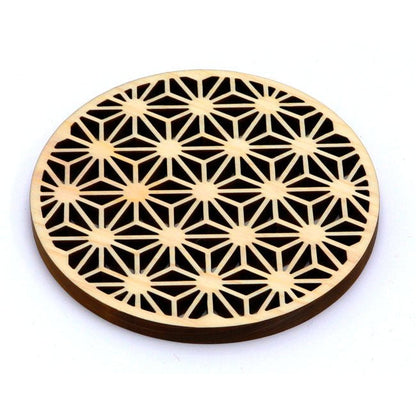 Hinoki coaster with traditional Japanese pattern, laser processing, "Asanoha" - MatchaJP