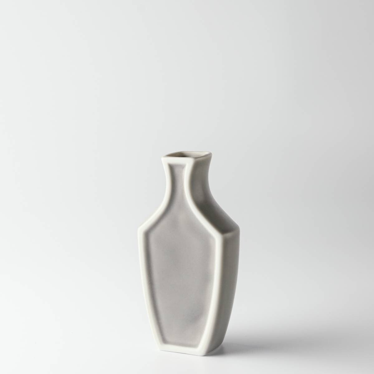 Japanese Ceramic Vase – Matte Gray Flower Vase | Mino Ware Made in Japan