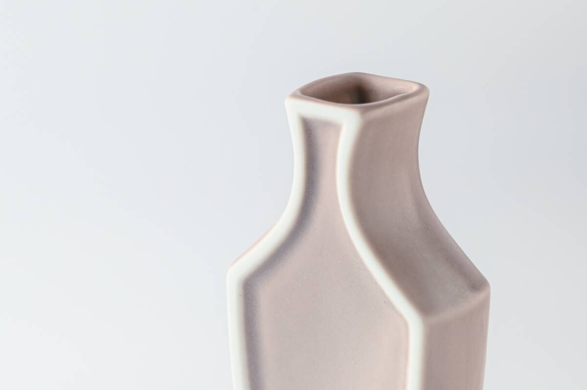 Japanese Ceramic Vase – Blush Beige Flower Vase | Mino Ware Made in Japan
