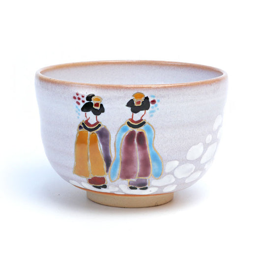 Small-sized Matcha tea bowl  Mino ware "A maiko with cherry blossoms"