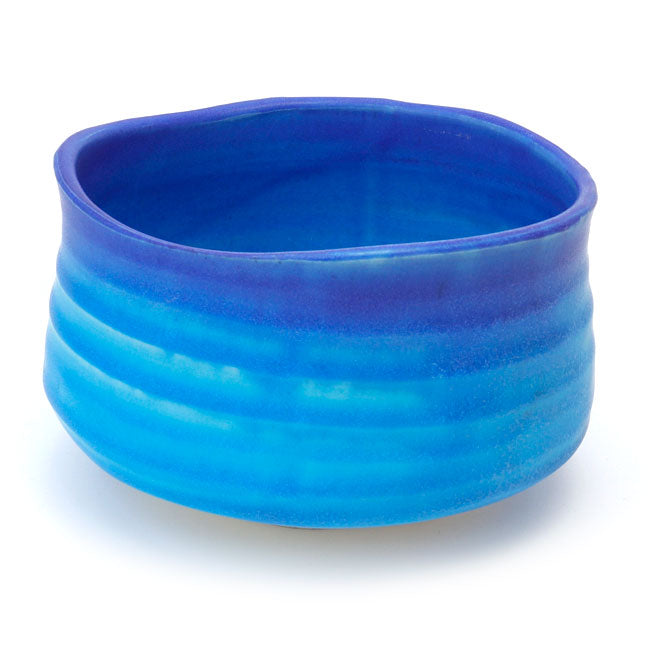 Sky Blue Matcha Bowl – Handcrafted Mino Ware from Japan