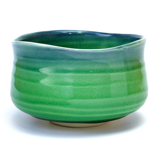 Green Crackle Pattern Matcha Bowl – Handcrafted Mino Ware from Japan