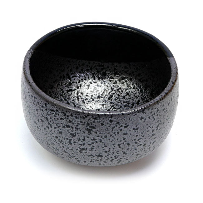 Black Crystal Oribe Matcha Bowl – Handcrafted Mino Ware from Japan