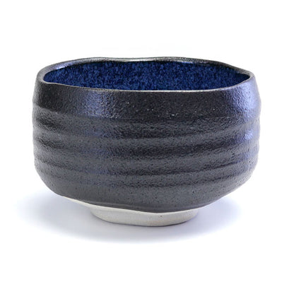 Black Matcha Bowl (Chawan) with Blue Glaze Interior – Japanese Mino Ware Ceramic | Made in Japan