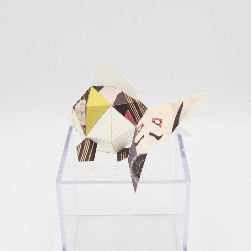 Paper Craft Interior – Ukiyo - e Paper Craft “Goldfish & Otani Oniji III as Edohei” by Toshusai Sharaku | Made in Japan - MatchaJP