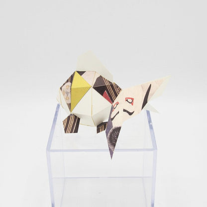 Paper Craft Interior – Ukiyo - e Paper Craft “Goldfish & Otani Oniji III as Edohei” by Toshusai Sharaku | Made in Japan - MatchaJP