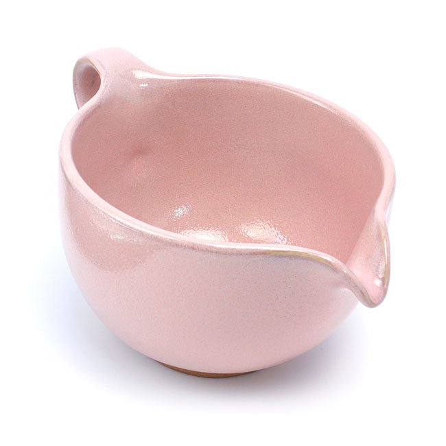 Pink Matcha Bowl with Handle and Spout – Handcrafted Mino Ware, Perfect for Matcha Lattes - MatchaJP
