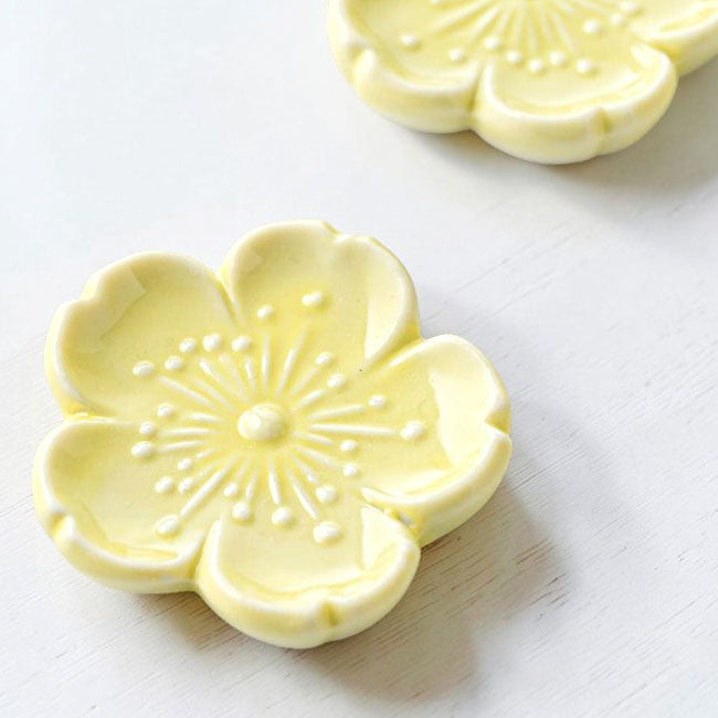 Matcha Scoop Rest Sakura Yellow | Mino Ware Made in Japan