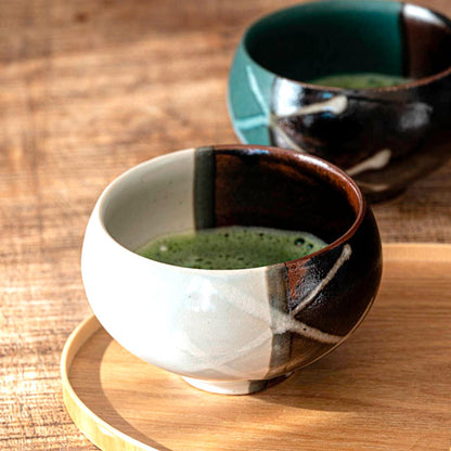 Matcha Bowl White Brushstroke | Mino Ware Chawan Made in Japan