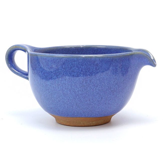 Sky Blue Matcha Bowl with Handle and Spout – Handcrafted Mino Ware, Perfect for Matcha Lattes - MatchaJP