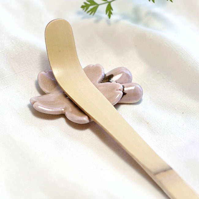 Matcha Scoop Rest Sakura Crackle Pink | Mino Ware Made in Japan