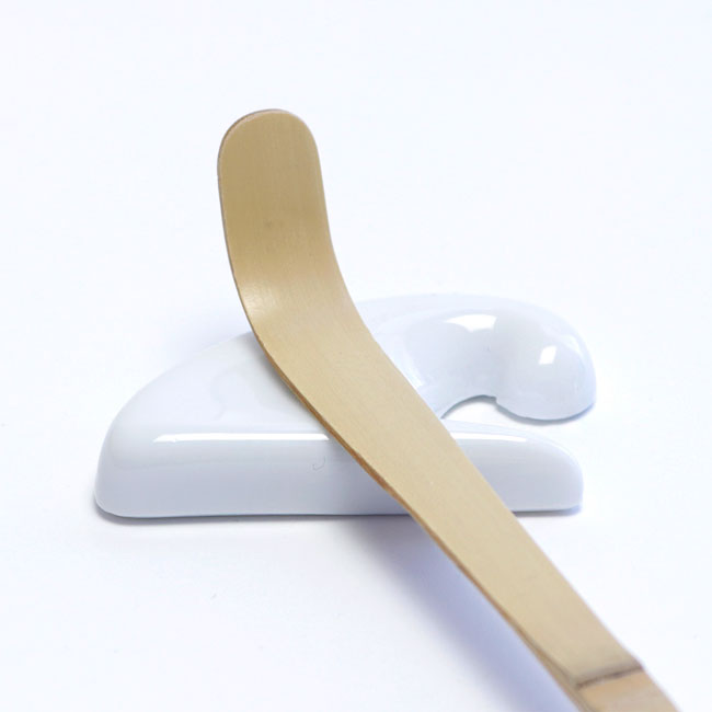 Japanese Chopstick Rest – Wave Design | Mino Ware Matcha Scoop Rest Made in Japan