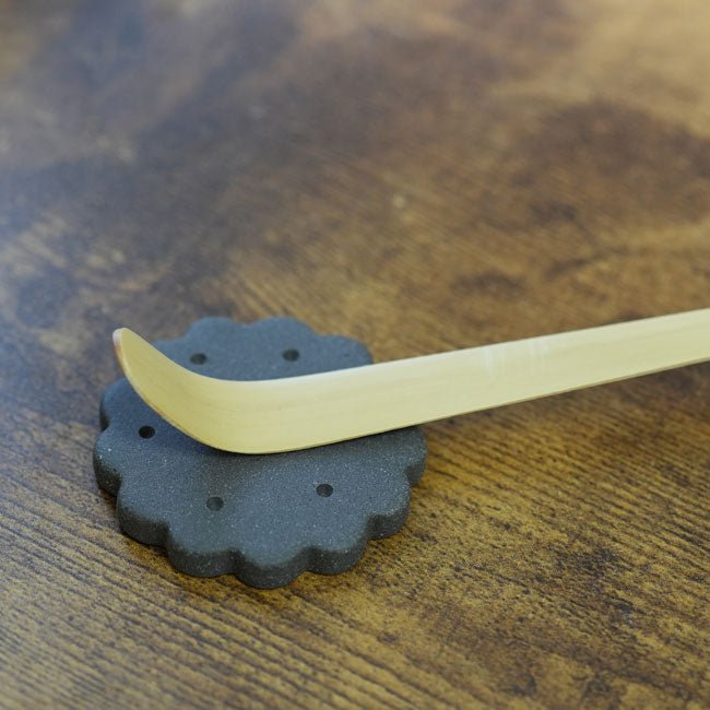 Tea Scoop Stand Pottery Mino ware Biscuits Black - MatchaJP