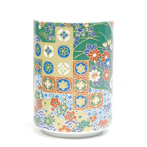Mino - yaki Yunomi Tea Cup – Flower Pattern 03 | Japanese Mino Ware - MatchaJP