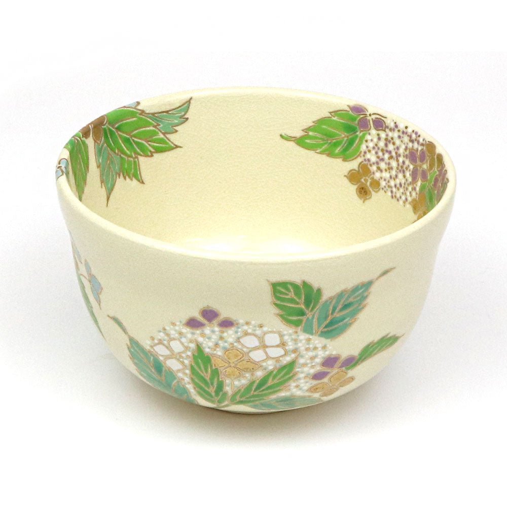 Matcha Tea Bowl white base hydrangea Kyō ware - MatchaJP