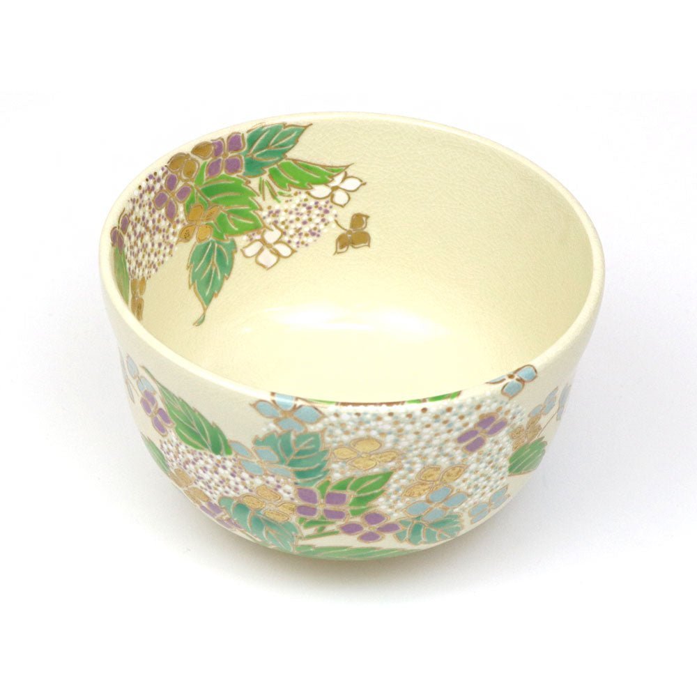 Matcha Tea Bowl white base hydrangea Kyō ware - MatchaJP